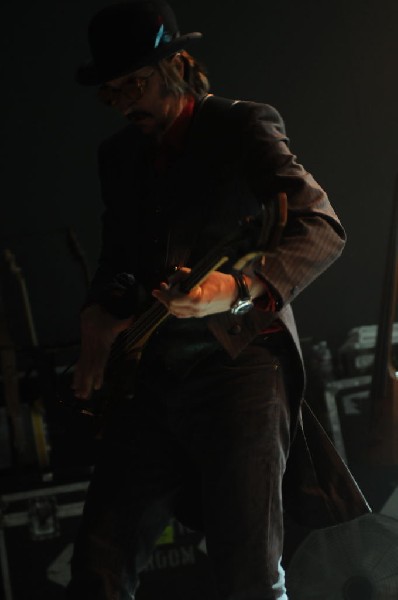 Les Claypool at Stubb's BarBQ, Austin, Texas 04/19/10