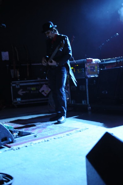 Les Claypool at Stubb's BarBQ, Austin, Texas 04/19/10