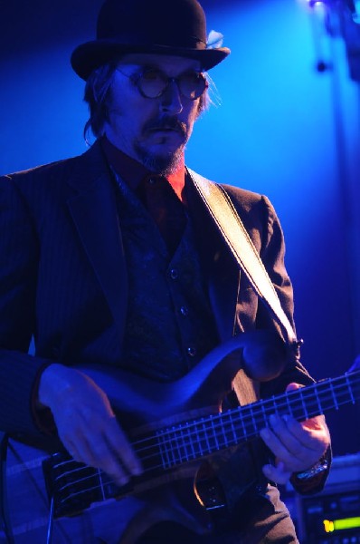 Les Claypool at Stubb's BarBQ, Austin, Texas 04/19/10
