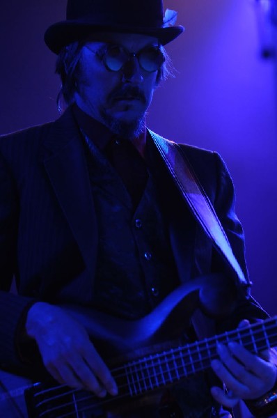 Les Claypool at Stubb's BarBQ, Austin, Texas 04/19/10