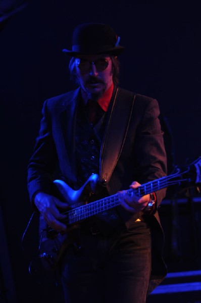 Les Claypool at Stubb's BarBQ, Austin, Texas 04/19/10