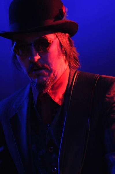 Les Claypool at Stubb's BarBQ, Austin, Texas 04/19/10