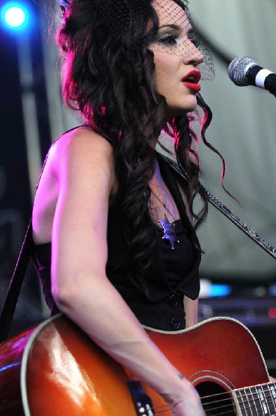 Lindi Ortega at Stubb's BarBQ, Austin, Texas 05/06/12