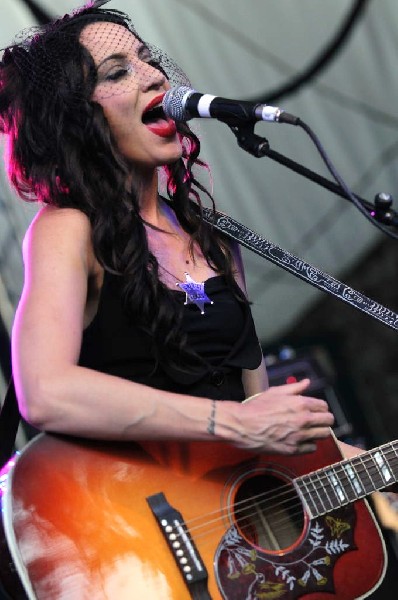 Lindi Ortega at Stubb's BarBQ, Austin, Texas 05/06/12