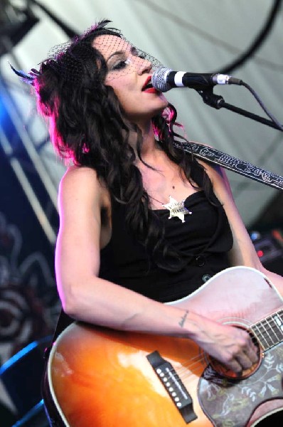 Lindi Ortega at Stubb's BarBQ, Austin, Texas 05/06/12