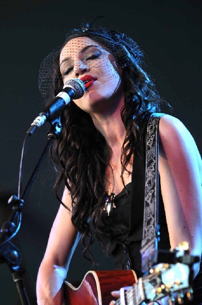 Lindi Ortega at Stubb's BarBQ, Austin, Texas 05/06/12