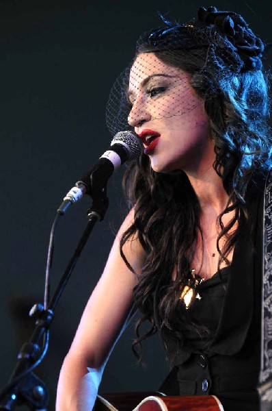 Lindi Ortega at Stubb's BarBQ, Austin, Texas 05/06/12