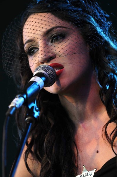 Lindi Ortega at Stubb's BarBQ, Austin, Texas 05/06/12