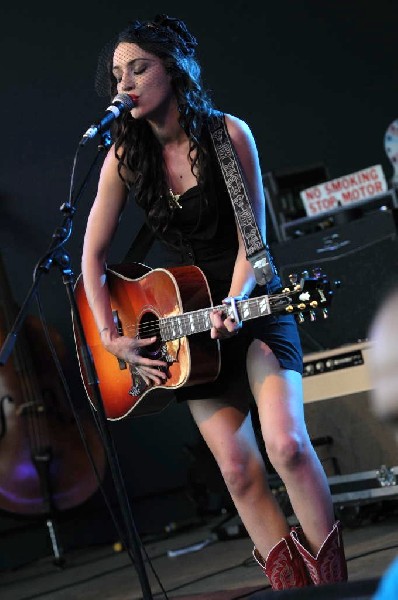 Lindi Ortega at Stubb's BarBQ, Austin, Texas 05/06/12