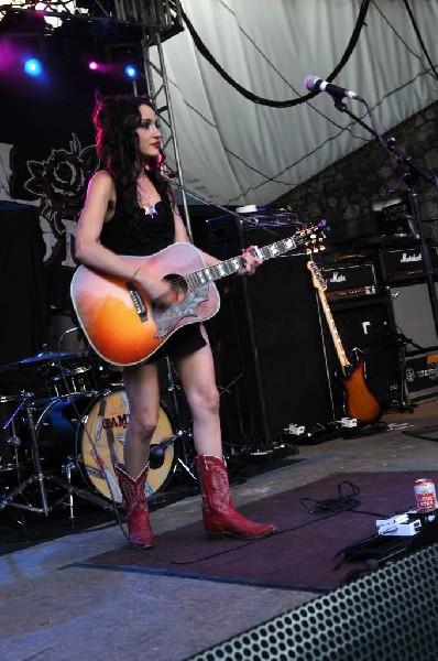 Lindi Ortega at Stubb's BarBQ, Austin, Texas 05/06/12