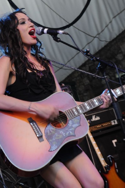 Lindi Ortega at Stubb's BarBQ, Austin, Texas 05/06/12