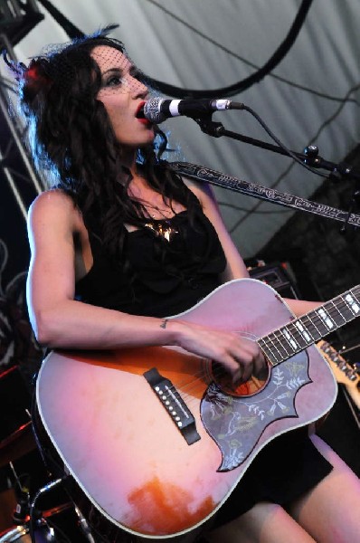 Lindi Ortega at Stubb's BarBQ, Austin, Texas 05/06/12