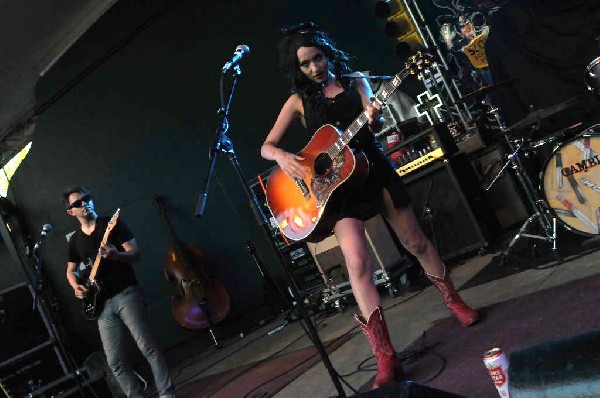 Lindi Ortega at Stubb's BarBQ, Austin, Texas 05/06/12