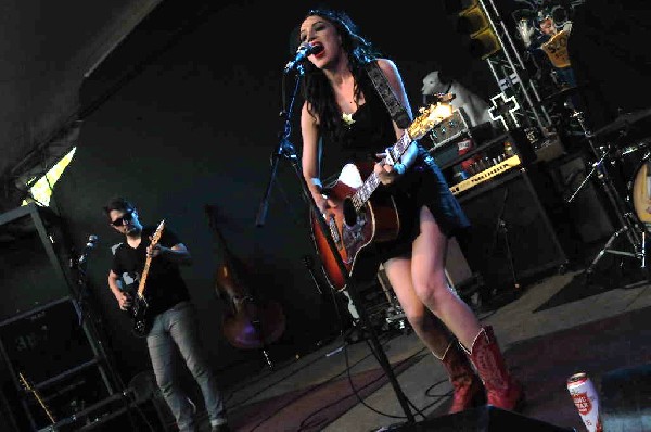 Lindi Ortega at Stubb's BarBQ, Austin, Texas 05/06/12