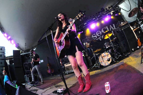 Lindi Ortega at Stubb's BarBQ, Austin, Texas 05/06/12