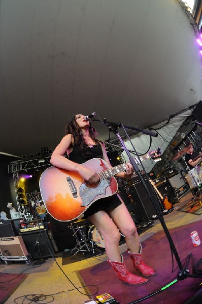 Lindi Ortega at Stubb's BarBQ, Austin, Texas 05/06/12