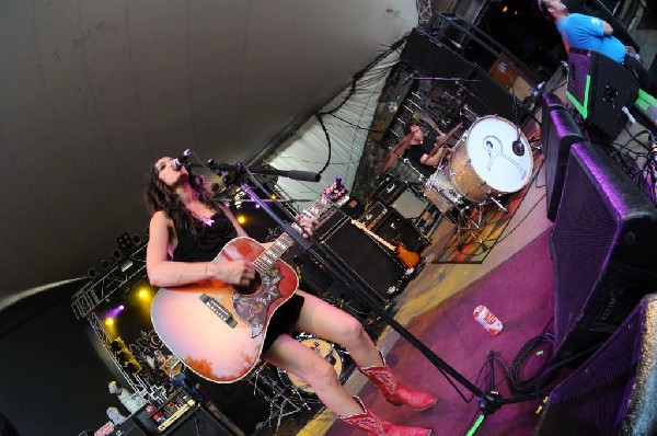 Lindi Ortega at Stubb's BarBQ, Austin, Texas 05/06/12