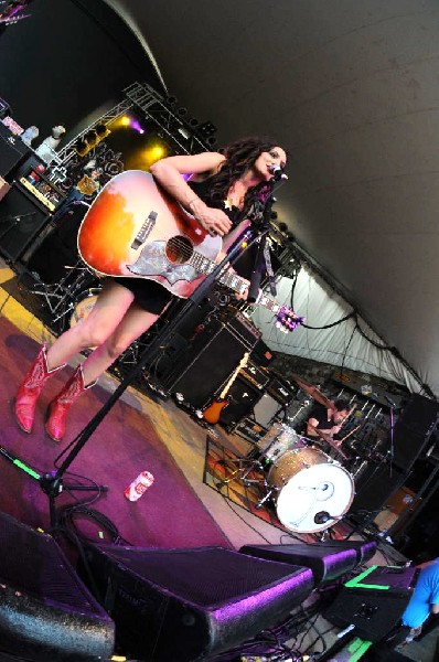 Lindi Ortega at Stubb's BarBQ, Austin, Texas 05/06/12