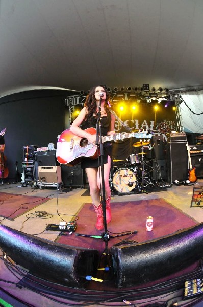 Lindi Ortega at Stubb's BarBQ, Austin, Texas 05/06/12