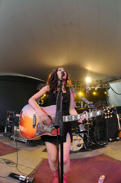 Lindi Ortega at Stubb's BarBQ, Austin, Texas 05/06/12