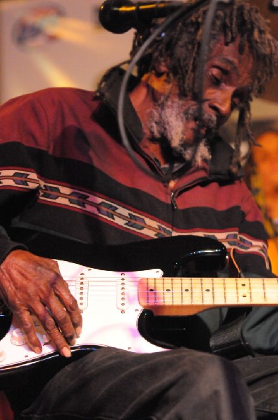 Little Joe Washington at Lamberts's BarBQ, Austin, Tx