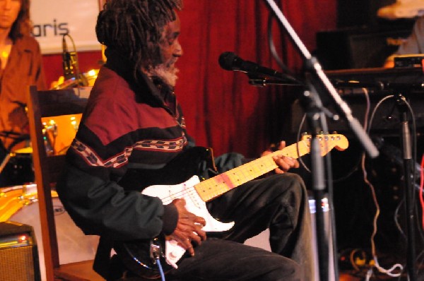 Little Joe Washington at Lamberts's BarBQ, Austin, Tx