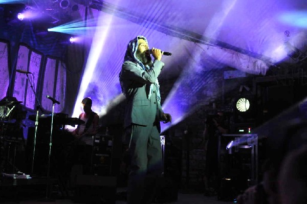Matisyahu at Stubb's BarBQ, Austin, Texas 08/18/10 - photo by Jeff Barringe