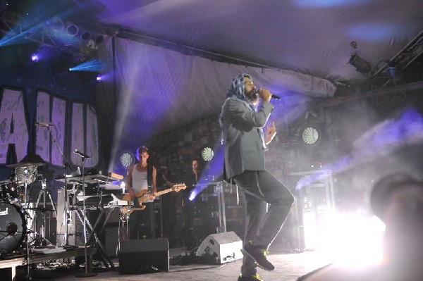 Matisyahu at Stubb's BarBQ, Austin, Texas 08/18/10 - photo by Jeff Barringe