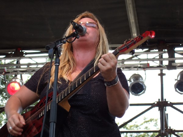 Melissa Reaves at ACL Fest 2006, Austin, Tx.