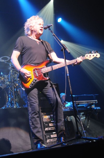 The Moody Blues at ACL Live Moody Theater, Austin, Texas 04/28/2011 - photo