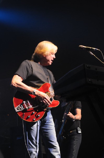 The Moody Blues at ACL Live Moody Theater, Austin, Texas 04/28/2011 - photo