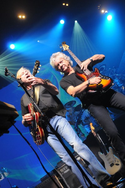 The Moody Blues at ACL Live Moody Theater, Austin, Texas 04/28/2011 - photo