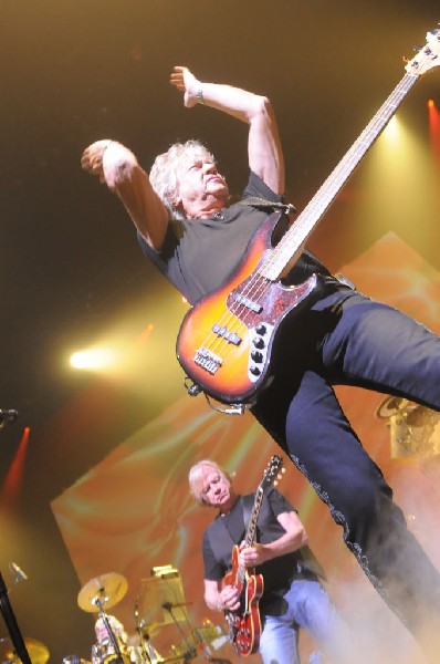 The Moody Blues at ACL Live Moody Theater, Austin, Texas 04/28/2011 - photo
