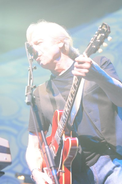 The Moody Blues at ACL Live Moody Theater, Austin, Texas 04/28/2011 - photo