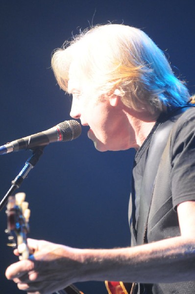 The Moody Blues at ACL Live Moody Theater, Austin, Texas 04/28/2011 - photo