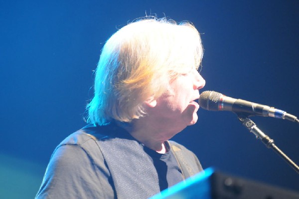 The Moody Blues at ACL Live Moody Theater, Austin, Texas 04/28/2011 - photo