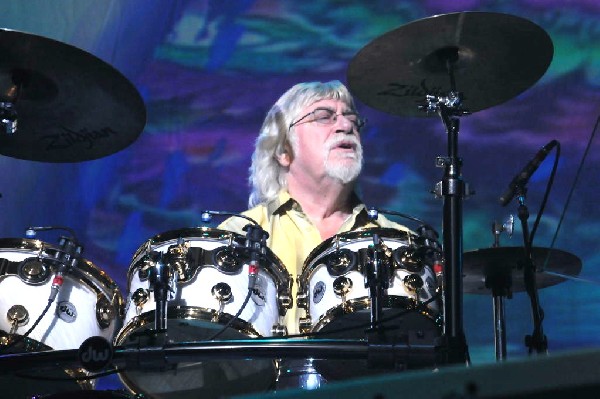 The Moody Blues at ACL Live Moody Theater, Austin, Texas 04/28/2011 - photo