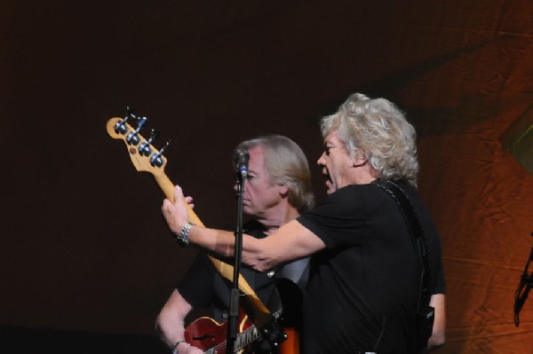 The Moody Blues at ACL Live Moody Theater, Austin, Texas 04/28/2011 - photo