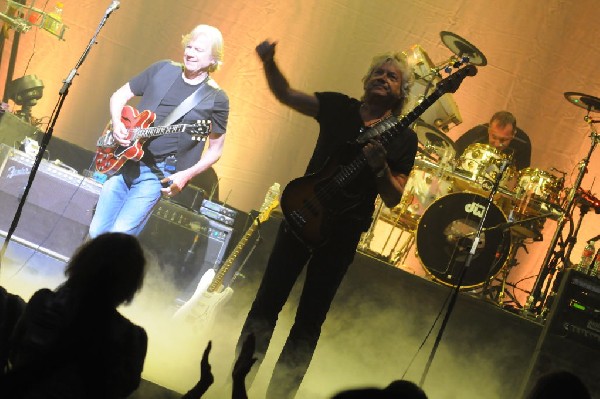 The Moody Blues at ACL Live Moody Theater, Austin, Texas 04/28/2011 - photo