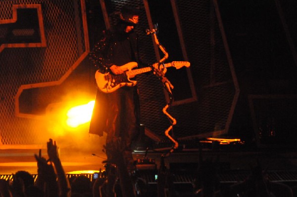 M�tley Cr�e at the Verizon Wireless Amphitheater, Selma, Texas