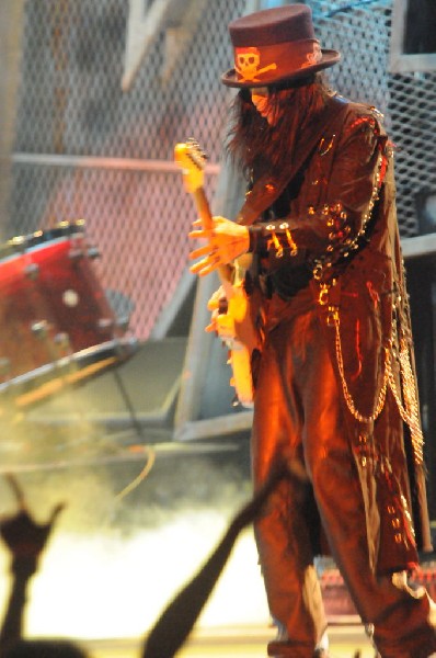 M�tley Cr�e at the Verizon Wireless Amphitheater, Selma, Texas