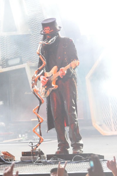 M�tley Cr�e at the Verizon Wireless Amphitheater, Selma, Texas