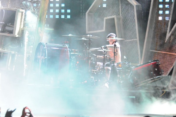 M�tley Cr�e at the Verizon Wireless Amphitheater, Selma, Texas