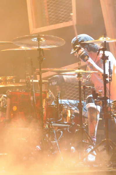 M�tley Cr�e at the Verizon Wireless Amphitheater, Selma, Texas