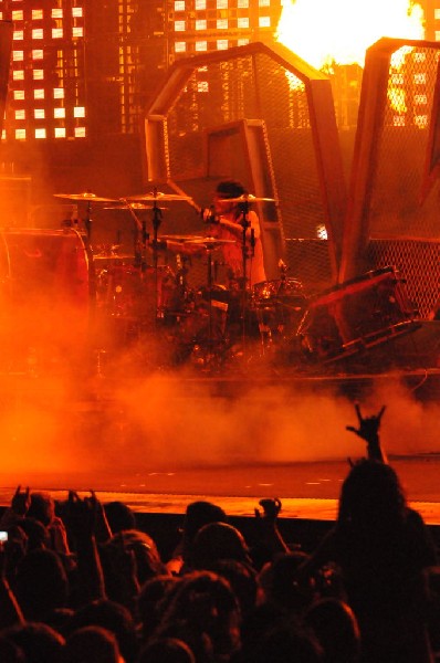 M�tley Cr�e at the Verizon Wireless Amphitheater, Selma, Texas