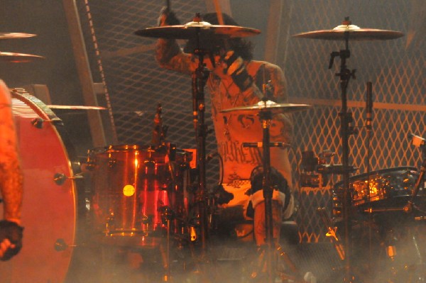 M�tley Cr�e at the Verizon Wireless Amphitheater, Selma, Texas