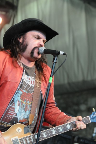 Nashville Pussy at Stubb's BarBQ, Austin, Texas