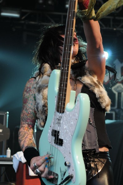 Nashville Pussy at Stubb's BarBQ, Austin, Texas