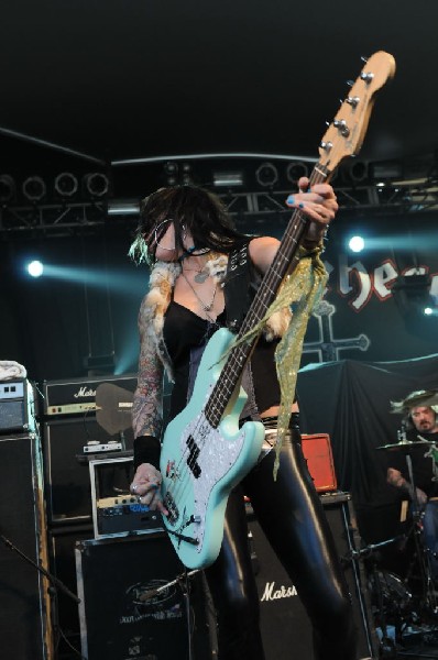 Nashville Pussy at Stubb's BarBQ, Austin, Texas