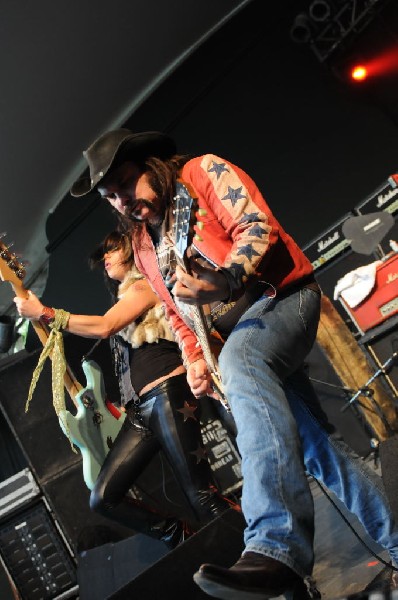 Nashville Pussy at Stubb's BarBQ, Austin, Texas